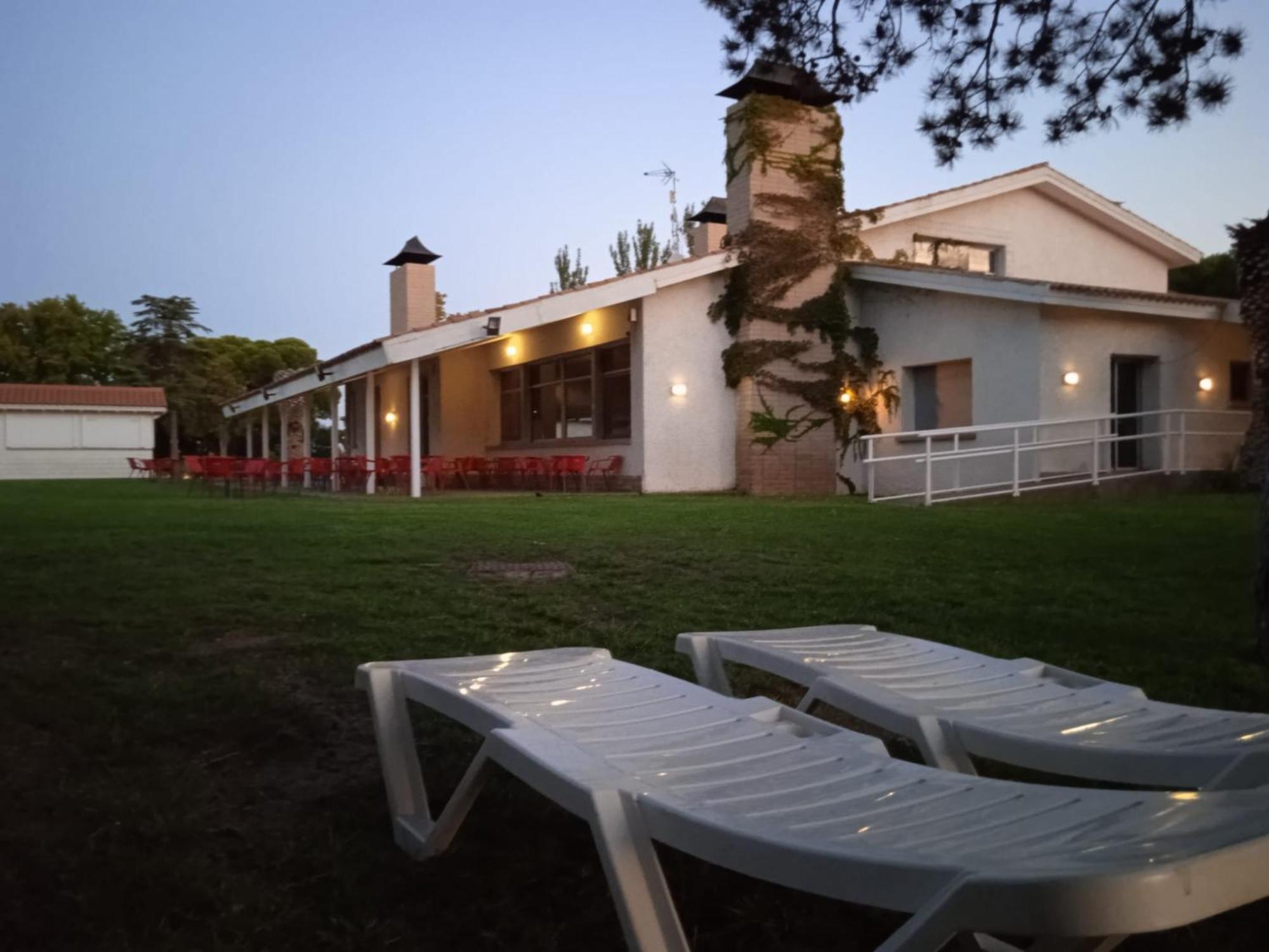 Albergue Zaragoza Camping 외부 사진